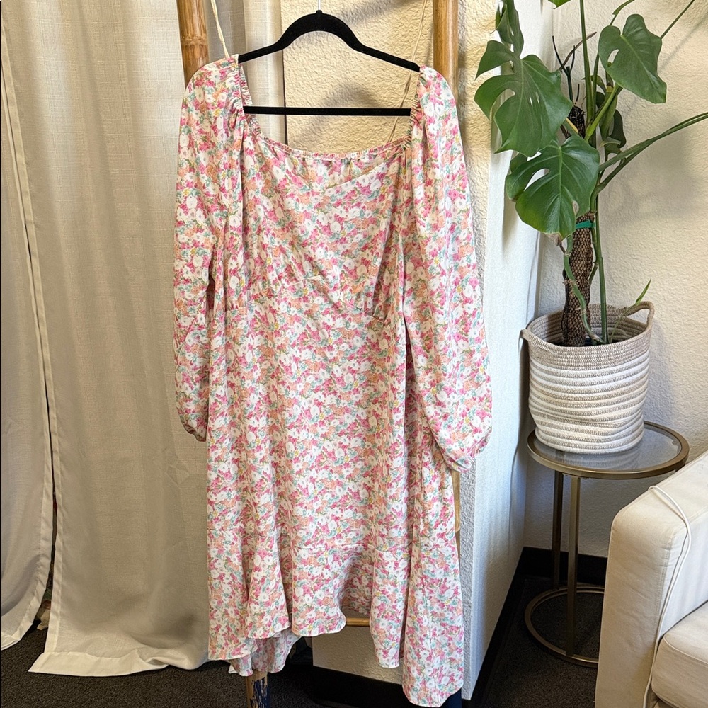 Vintage Floral Long Sleeve Dress - Pink and White